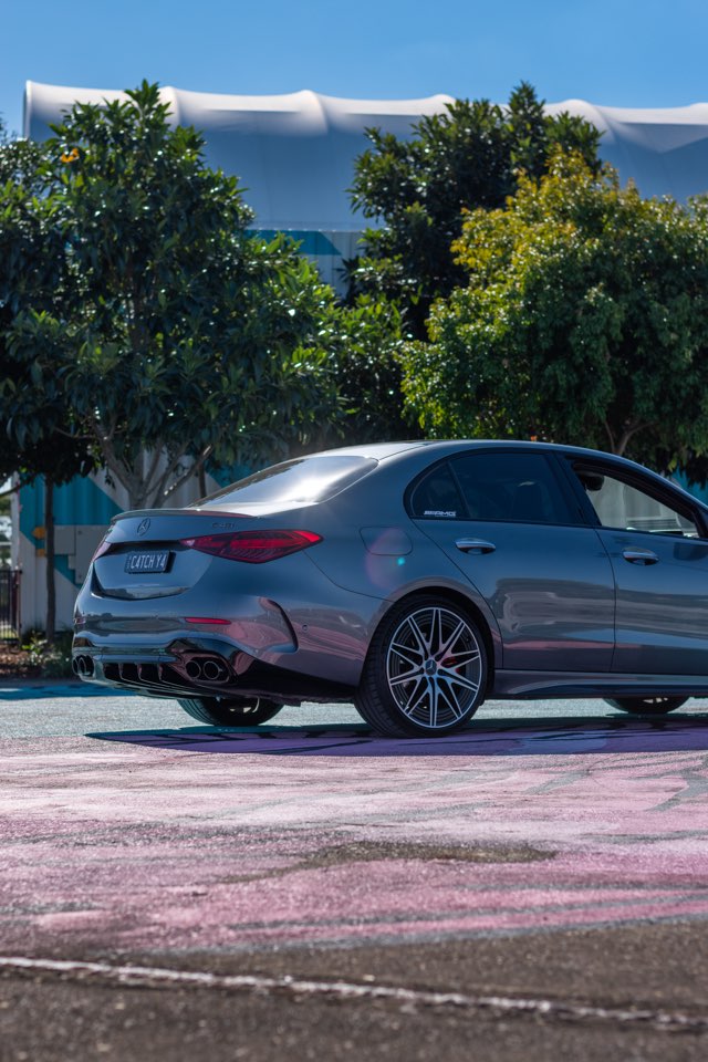 C43 Rear Three-Quarter